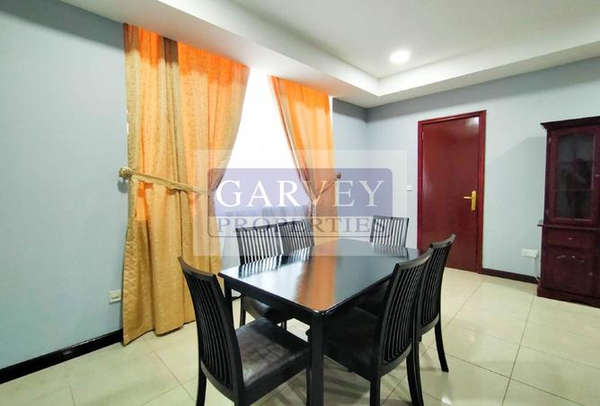 982964 - Property Image 3