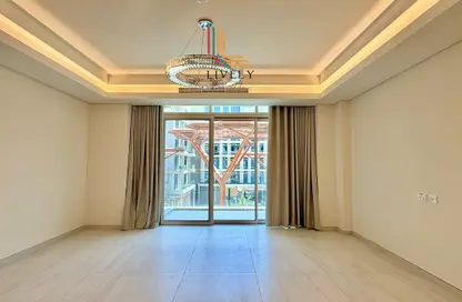 Apartment - 1 Bedroom - 2 Bathrooms for rent in Gewan Island - The Pearl Island - Doha