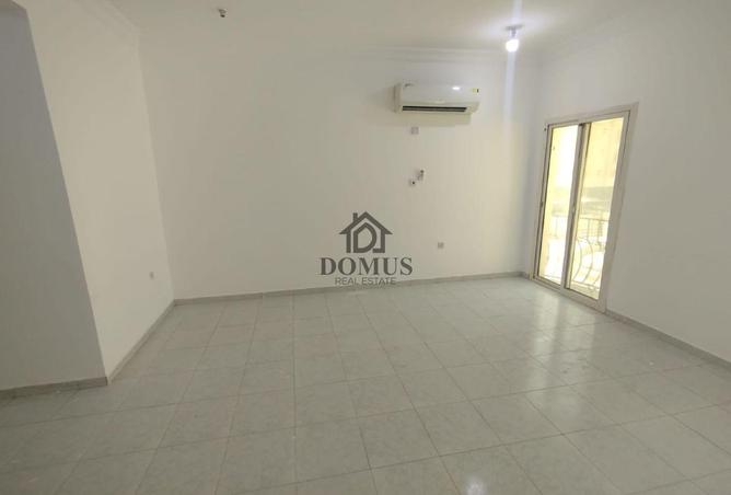 991508 - Property Image 2