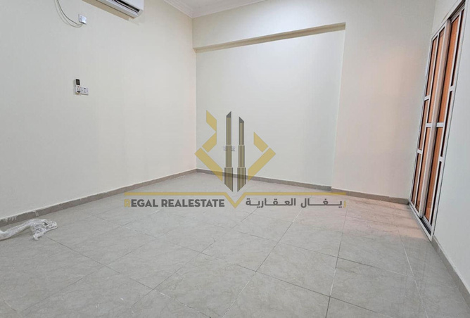 940674 - Property Image 3
