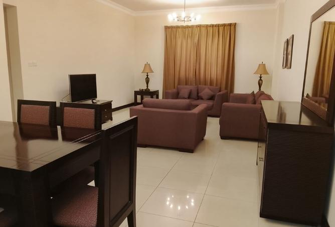 981302 - Property Image 2