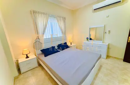 Apartment - 2 Bedrooms - 2 Bathrooms for rent in Bin Omran 46 - Fereej Bin Omran - Doha