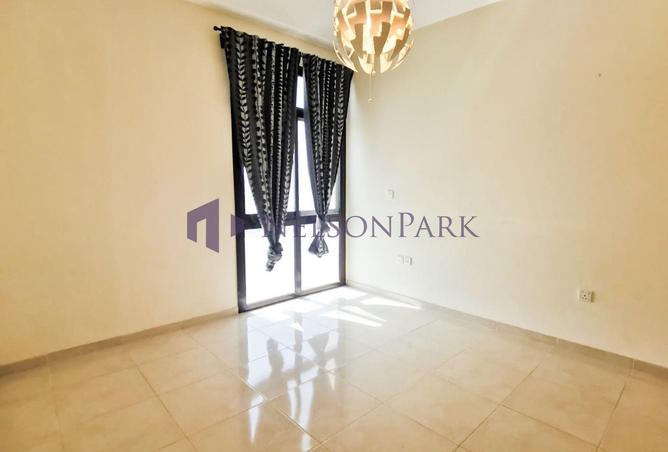 968824 - Property Image 3