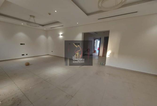 936312 - Property Image 2