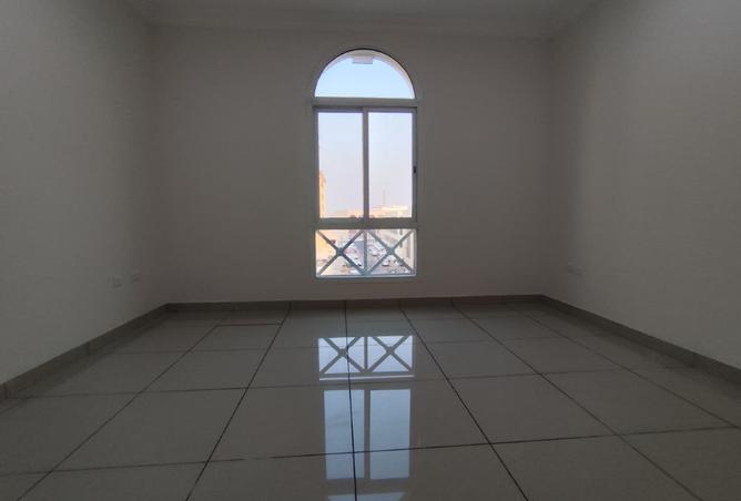 991661 - Property Image 3