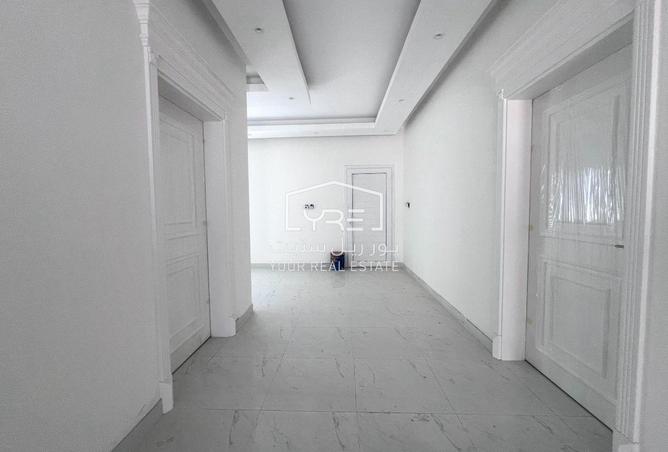 897490 - Property Image 3