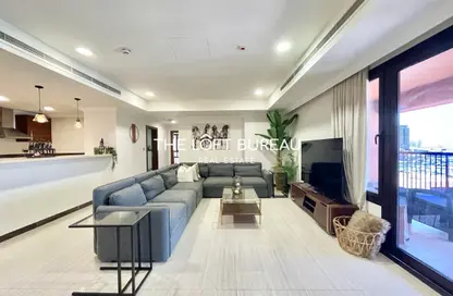 Apartment - 2 Bedrooms - 2 Bathrooms for rent in East Porto Drive - Porto Arabia - The Pearl Island - Doha
