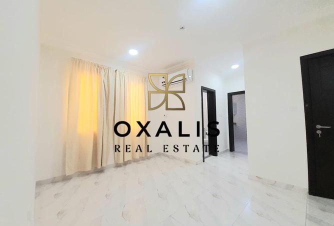 999864 - Property Image 2