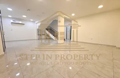 مجمع سكني - 6 غرف نوم - 5 حمامات للايجار في شارع  بو هامو - أبو هامور - الدوحة