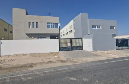 مخزن - استوديو - 4 حمامات للايجار في القرية اللوجيستية قطر - الوكرة