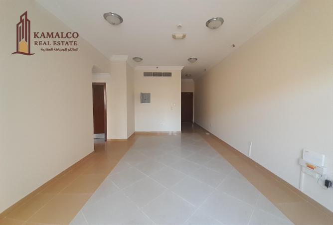 954738 - Property Image 2
