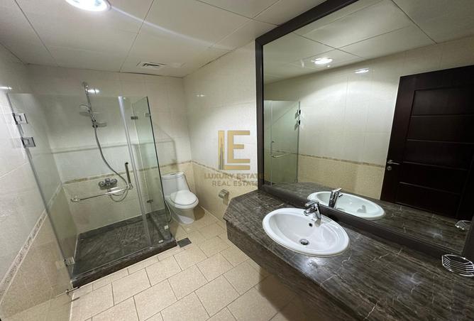 882253 - Property Image 3