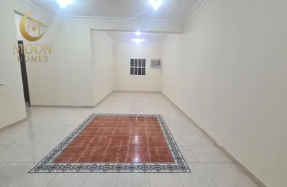 Apartment - 2 Bedrooms - 2 Bathrooms for rent in Muntazah 7 - Al Muntazah - Doha