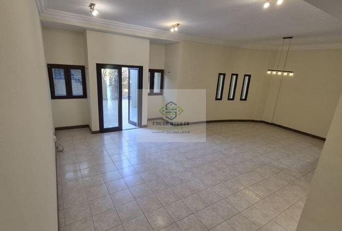 969154 - Property Image 2