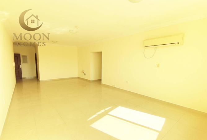 977102 - Property Image 2