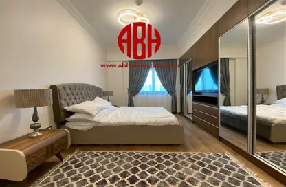 Room / Bedroom image for: Apartment - 2 Bedrooms - 3 Bathrooms for rent in Giardino Apartments - The Pearl Island - Doha, Image 1