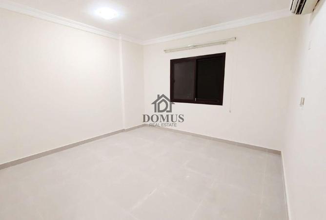 972059 - Property Image 3