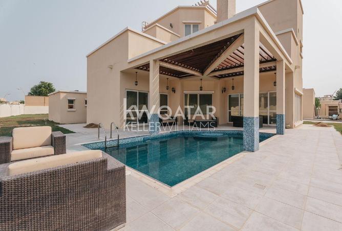 948035 - Property Image 2