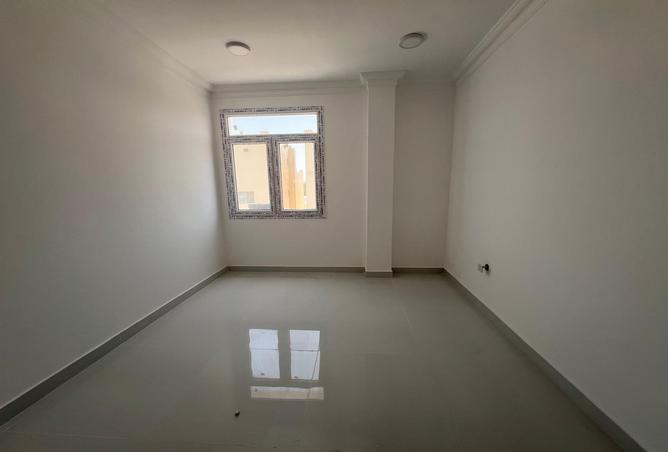 965288 - Property Image 3