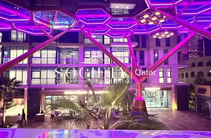 Apartment - 1 Bedroom - 2 Bathrooms for rent in Crystal Residence - Gewan Island - The Pearl Island - Doha