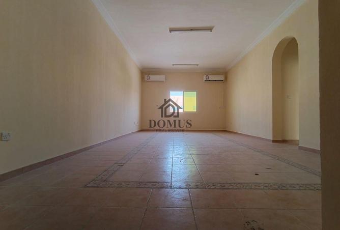 962915 - Property Main Image