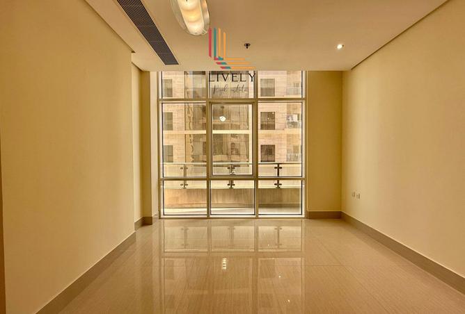 944122 - Property Image 2