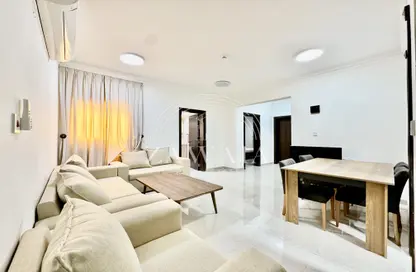 Apartment - 2 Bedrooms - 2 Bathrooms for rent in Bin Omran 46 - Fereej Bin Omran - Doha