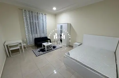 شقة - 1 حمام للايجار في وادي السيل - الدوحة