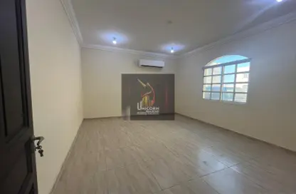 Villa - 5 Bedrooms - 4 Bathrooms for rent in Ain Khaled Villas - Ain Khaled - Doha