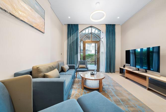 989045 - Property Image 3