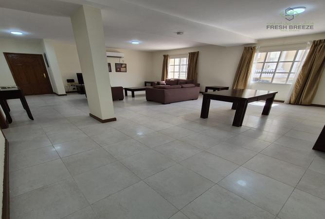 898207 - Property Main Image