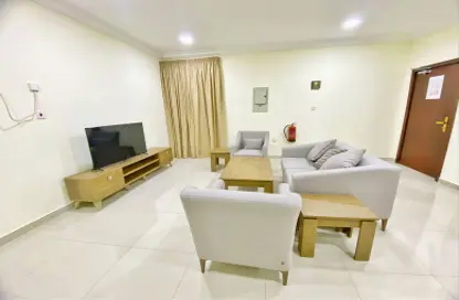 Apartment - 2 Bedrooms - 2 Bathrooms for rent in Al Mansoura - Al Mansoura - Doha