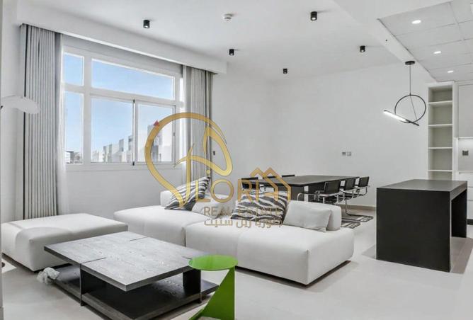 952363 - Property Image 2