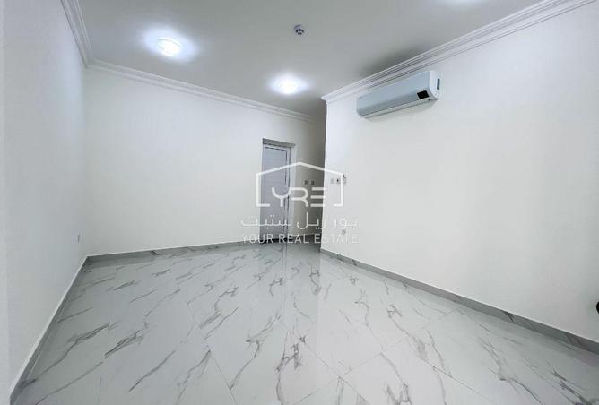 995300 - Property Image 3