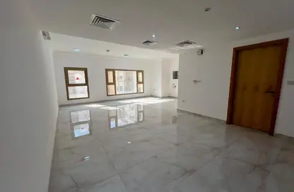 Apartment - 3 Bedrooms - 3 Bathrooms for rent in Somerset Al Mansoura - Al Mansoura - Doha