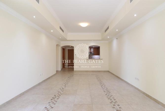 949793 - Property Image 2