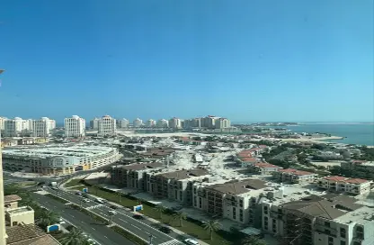 Apartment - 1 Bedroom - 2 Bathrooms for sale in The Pearl Island - Doha