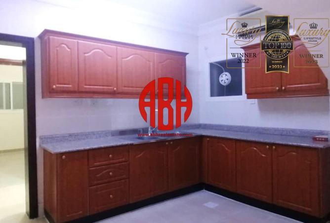 925381 - Property Image 2