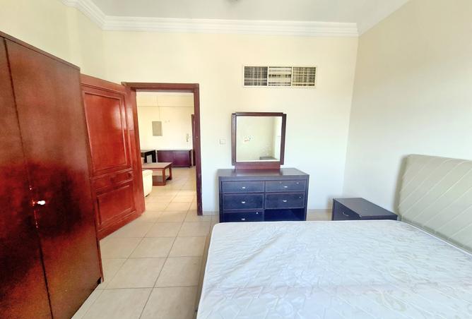 1000525 - Property Image 3