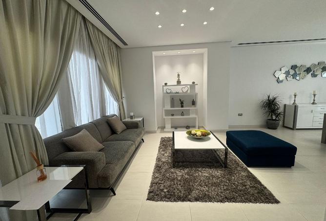 907399 - Property Image 3