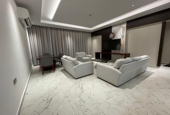 952933 - Property Image 2