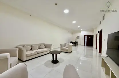 Apartment - 1 Bedroom - 2 Bathrooms for rent in Al Sadd Road - Al Sadd - Doha