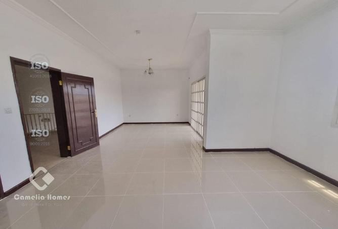 966144 - Property Image 2