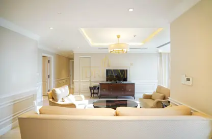 Apartment - 3 Bedrooms - 4 Bathrooms for rent in 35 West Bay - West Bay - Doha
