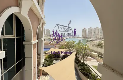 Apartment - 3 Bedrooms - 4 Bathrooms for rent in Viva West - Viva Bahriyah - The Pearl Island - Doha