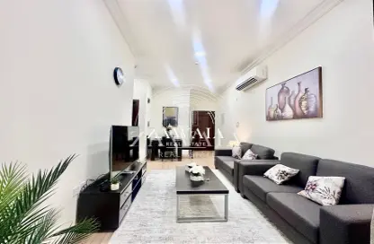 Apartment - 2 Bedrooms - 2 Bathrooms for rent in Al Nasr Street - Al Nasr - Doha