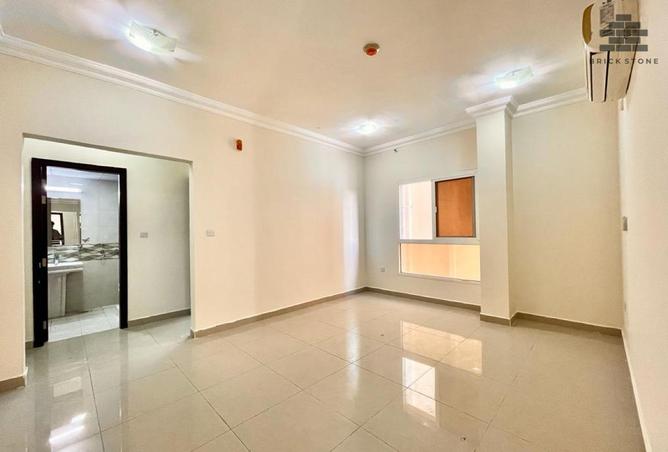 1000922 - Property Image 3