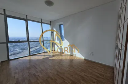 Apartment - 2 Bedrooms - 4 Bathrooms for sale in Zig Zag Tower B - Zig Zag Towers - West Bay - Doha
