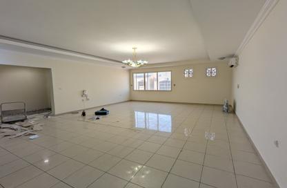 Apartment - 3 Bedrooms - 3 Bathrooms for rent in Al Sadd Road - Al Sadd - Doha