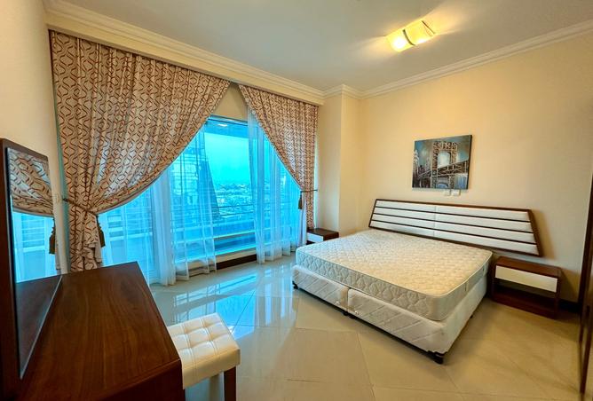 985548 - Property Image 2